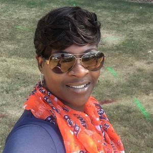 Meet your Posher, Nikki